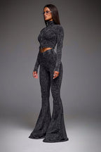 Conjunto de top corto sexy con cremallera frontal y pantalones acampanados