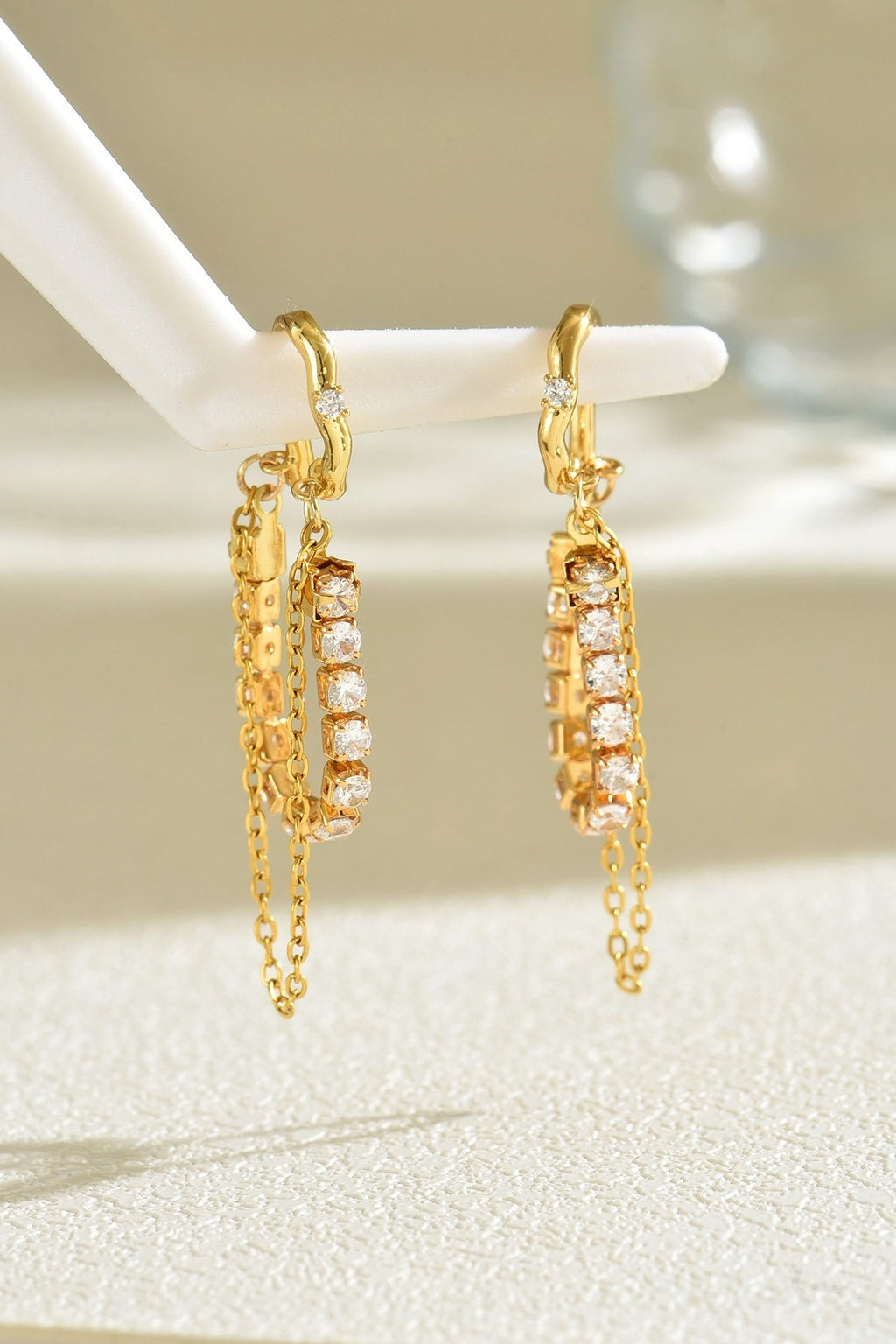 Oro 18K Circonita Con Flecos Aretes tipo Cuff