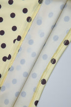 Conjunto de pantalones capri ajustados sin mangas con lunares
