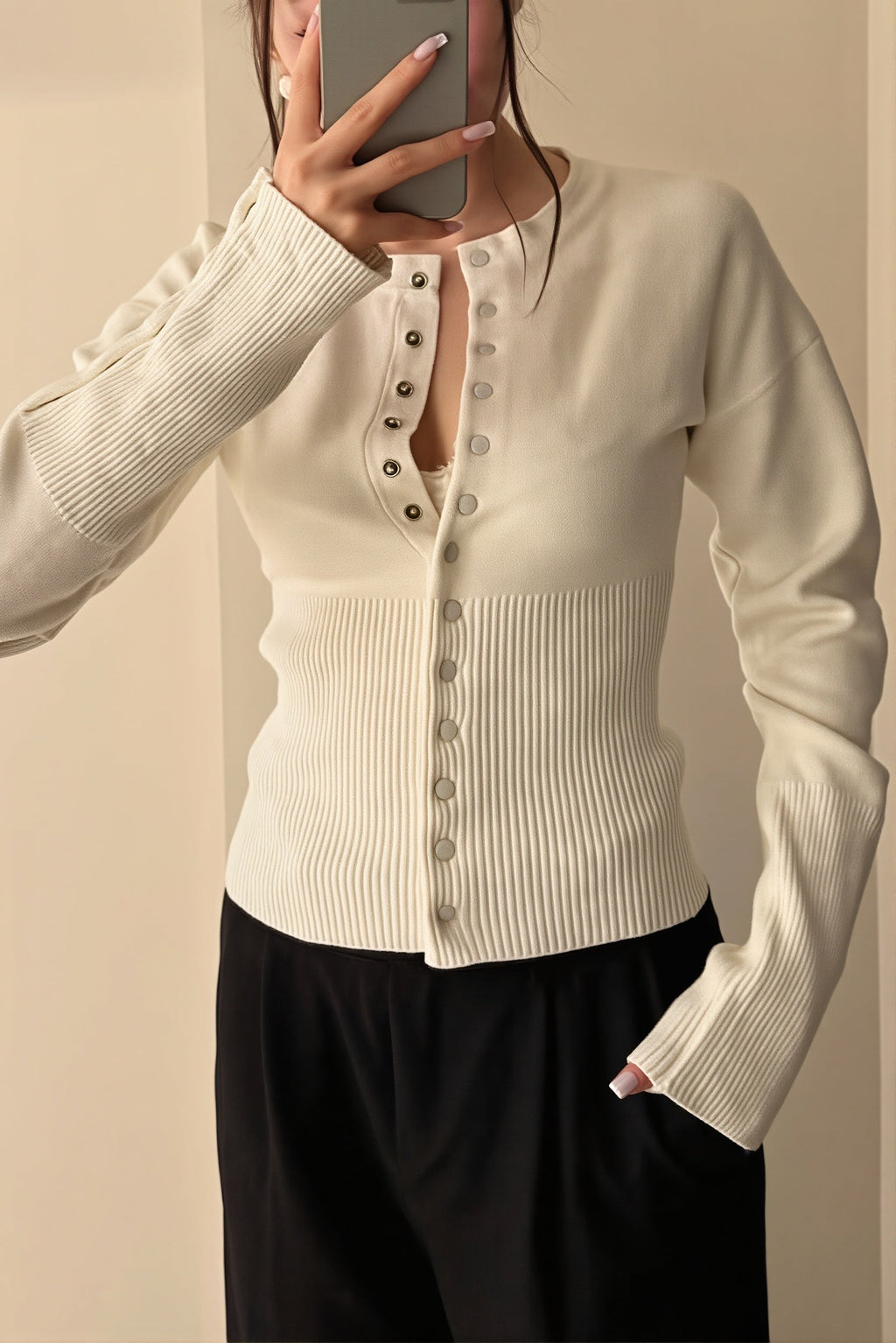 Ribbed Round Neck Fitted Waist Cardigan