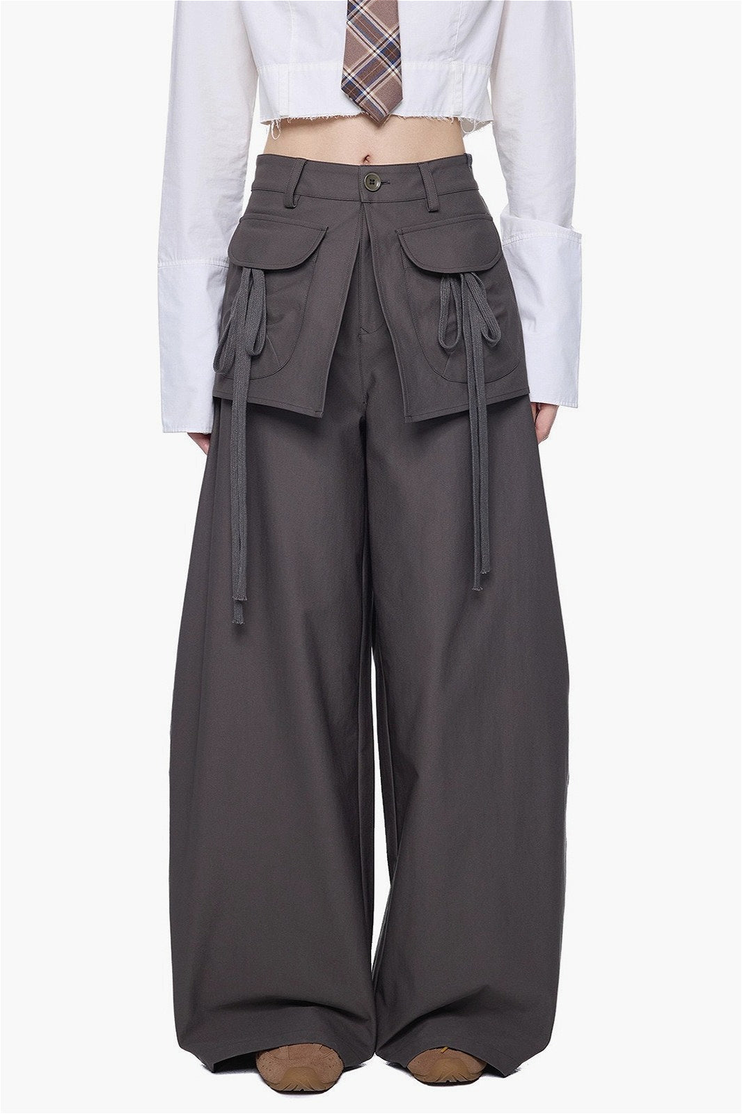 Layered Pocket Wide Leg Cargo Pants
