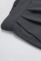 Conjunto de dos piezas a medida en gris: chaleco y pantalones