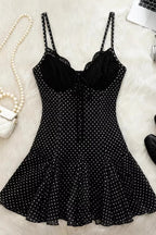 Vestido mini con paneles de encaje y estampado de leopardo, tiras finas