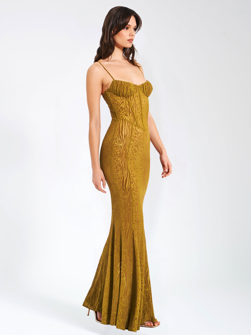 Ulani Dorado Terciopelo Devoré Detalle Elegante Malla Vestido Maxi
