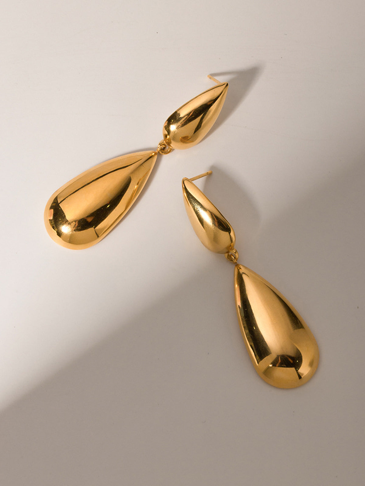 Double Encantador Lágrima Aretes