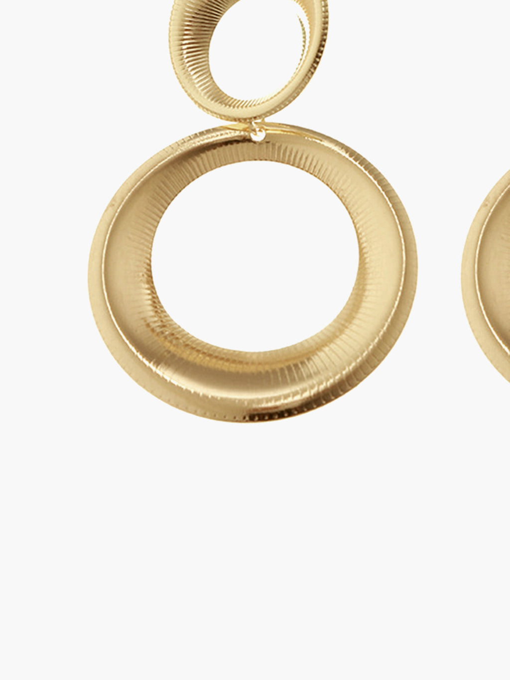 Vintage Round Elegante Bold Pendant Aretes