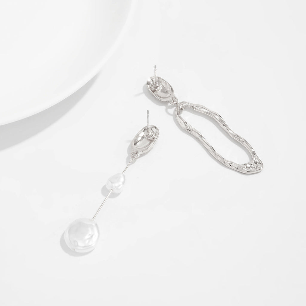Retro Irregular Perla Sintética Largo Metal Geométrico Aretes
