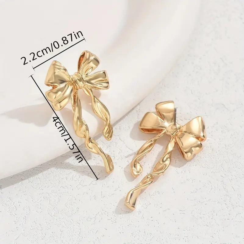 Elegante Golden Lazo Aretes Colgantes