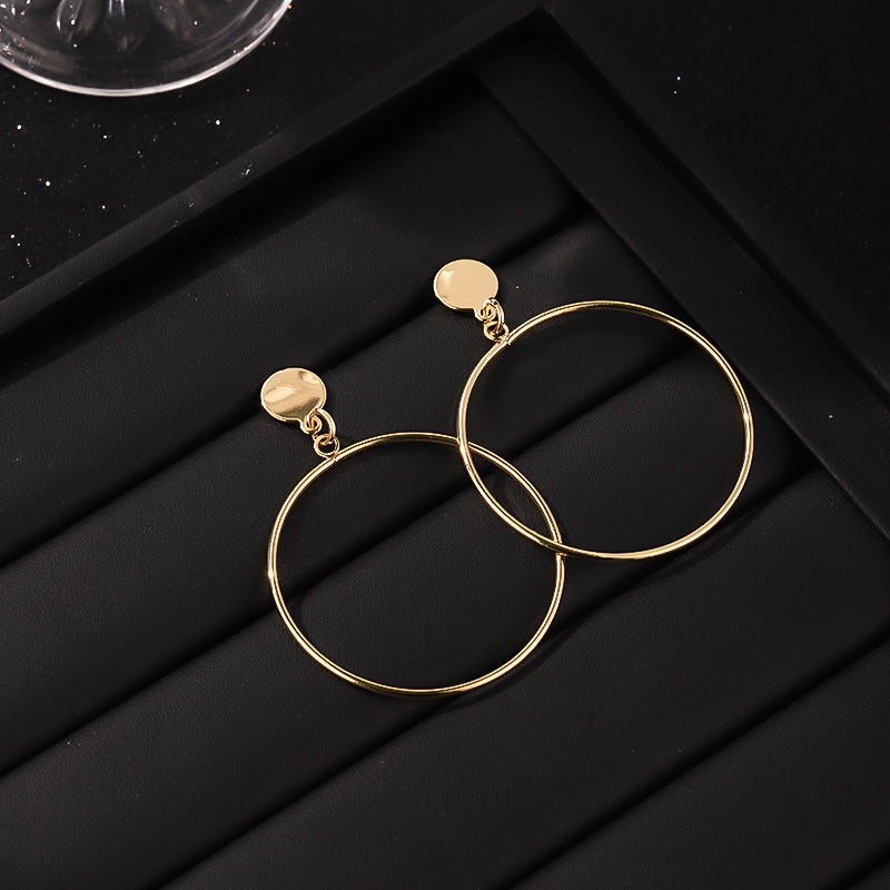 Bold Geométrico Dorado Aleación Aretes de Aro