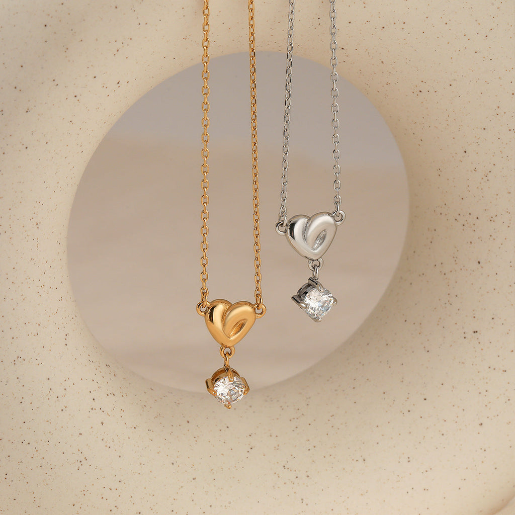 Forma de Corazón Circonita Pendant Acero Inoxidable Collar
