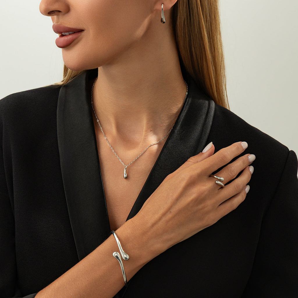 5 Pieza Lágrima Conjunto de Pulsera, Anillo, Aretes y Collar con Colgante