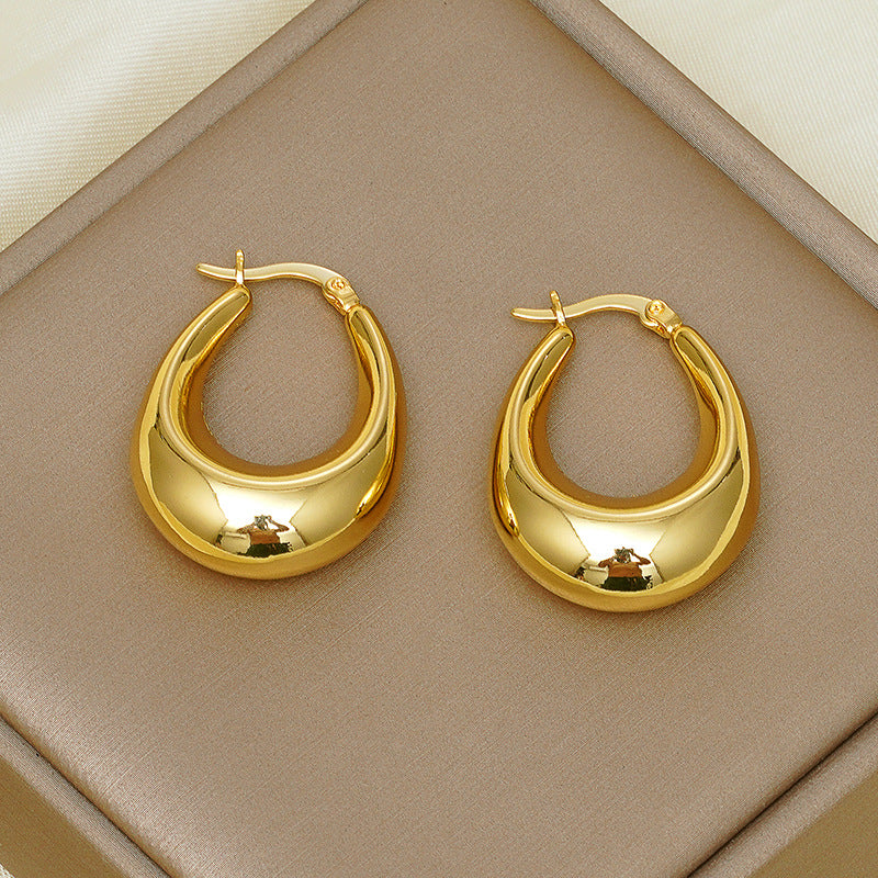 Bañado en Oro Hollow Forma de U Ovalado Latón Aretes