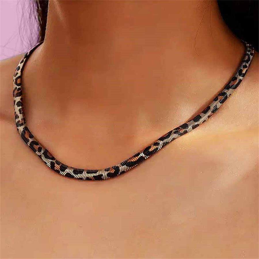 Leopard Estampado Cuello Collar Statement