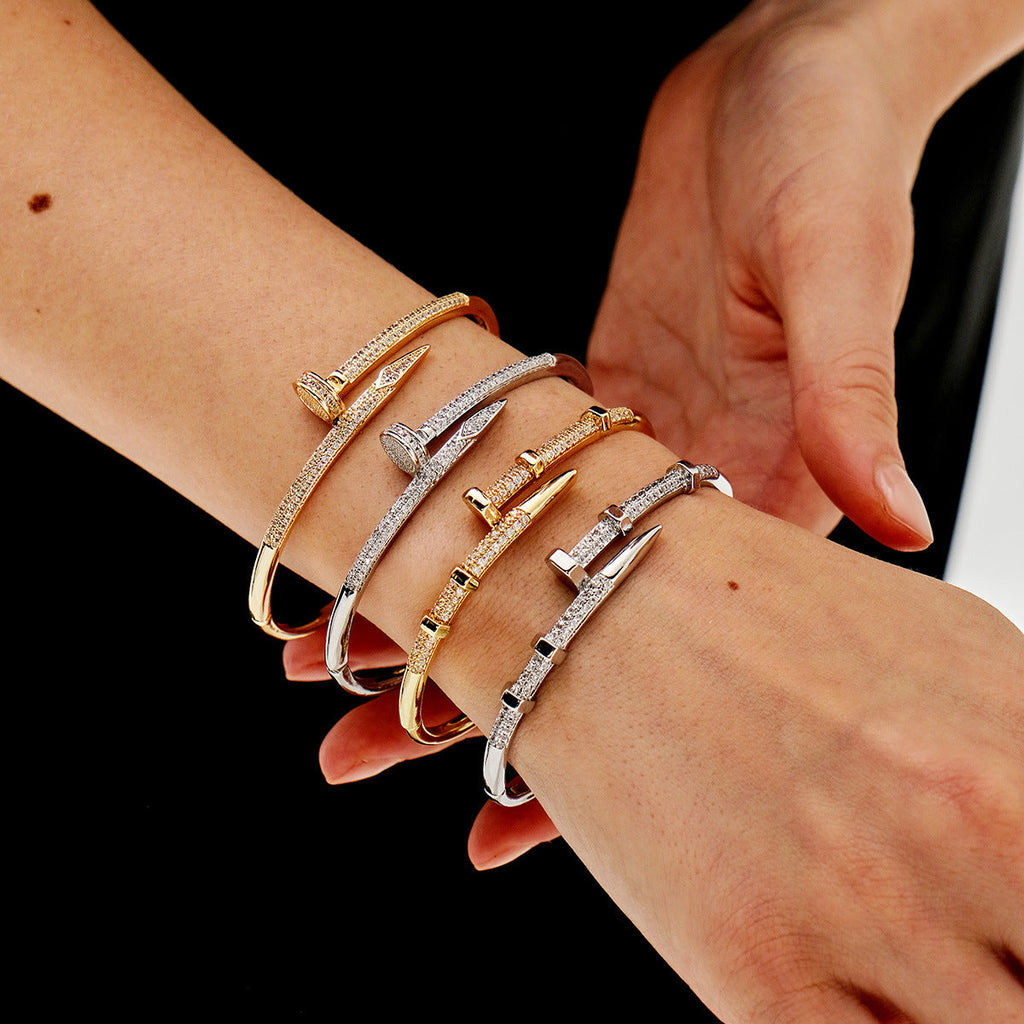 Con Estilo Unique Circón Uña Open Brazalete