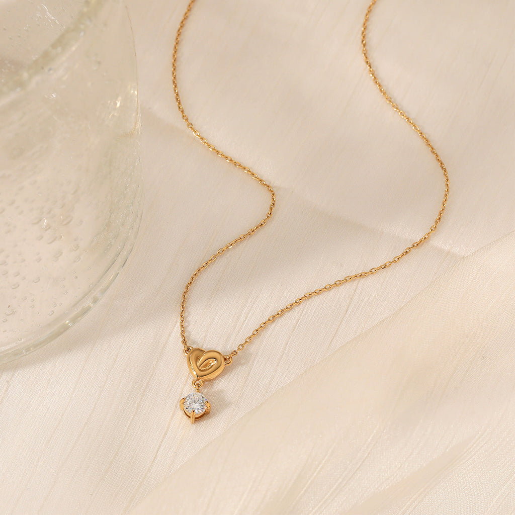 Forma de Corazón Circonita Pendant Acero Inoxidable Collar