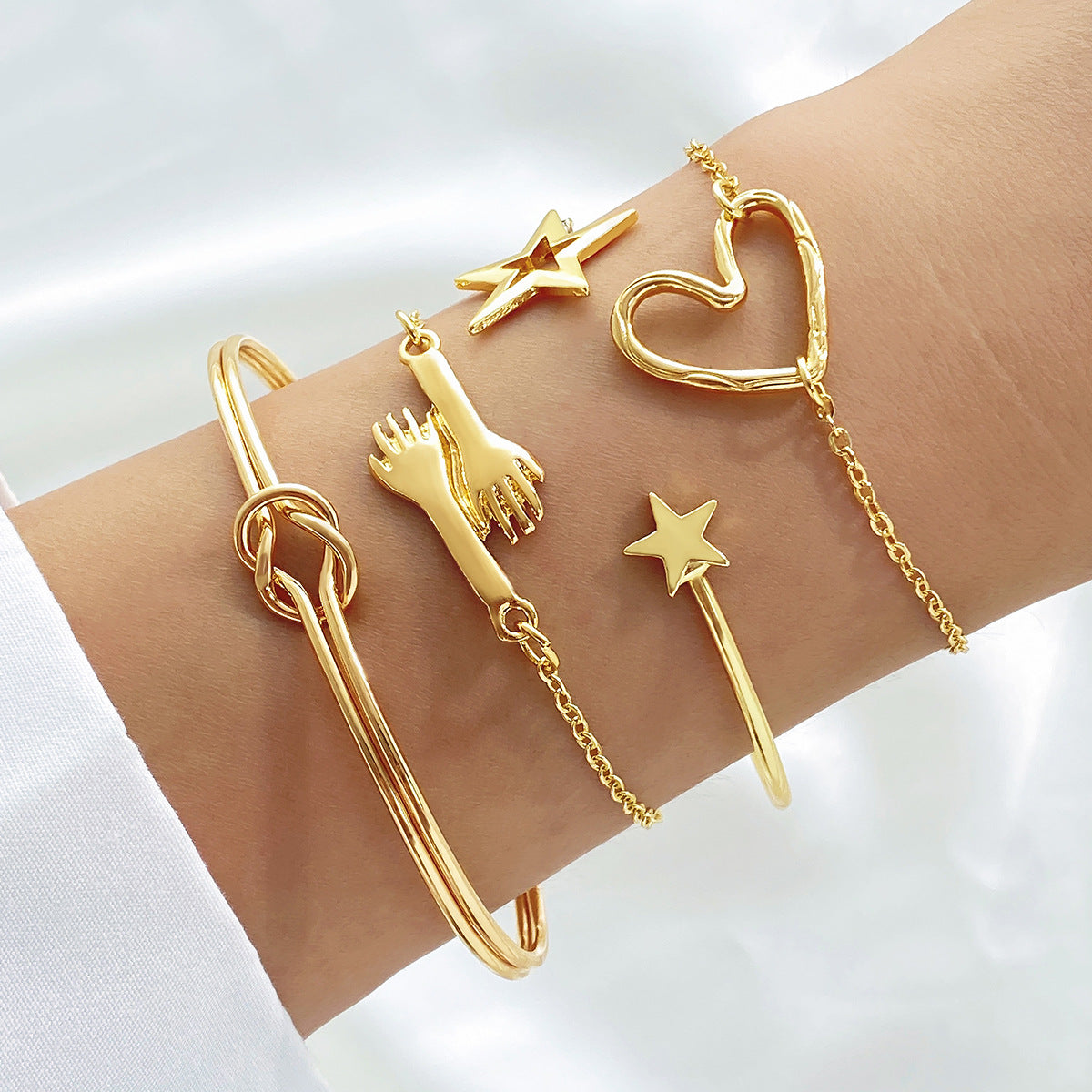 4-Pieza Creative Heart Crossed Aleación Brazalete Set