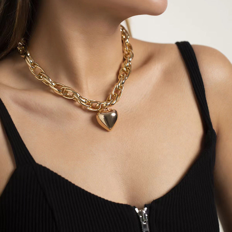 Con Calados Statement O Anillo Heart Pendant Collar Statement