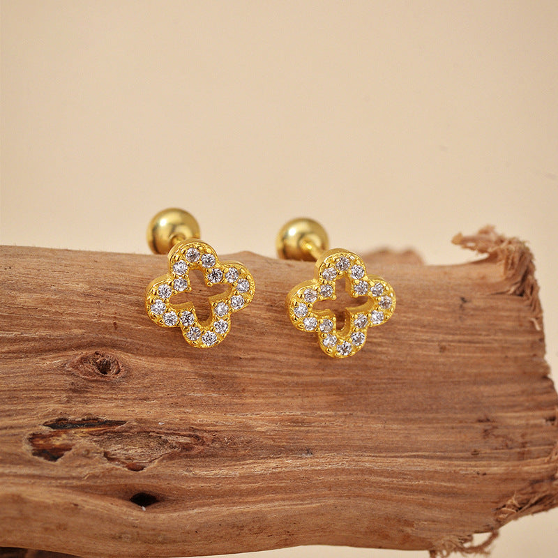 Bañado en Oro Micro Pavé Clover Aretes de Bolita