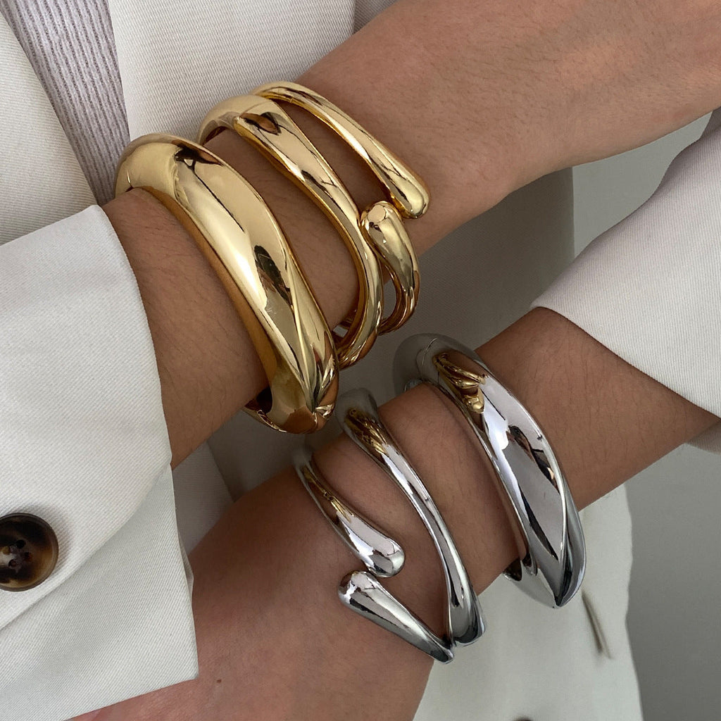 2-Pieza Resistente Geométrico Wide Brazalete Rígido Set
