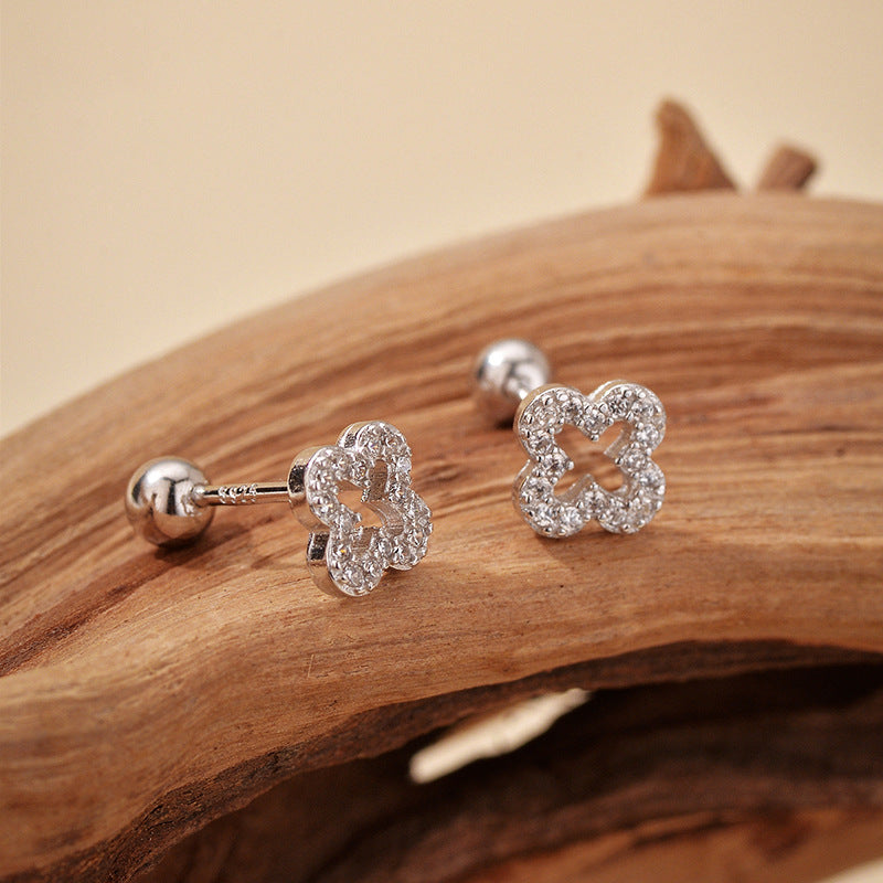 Bañado en Oro Micro Pavé Clover Aretes de Bolita