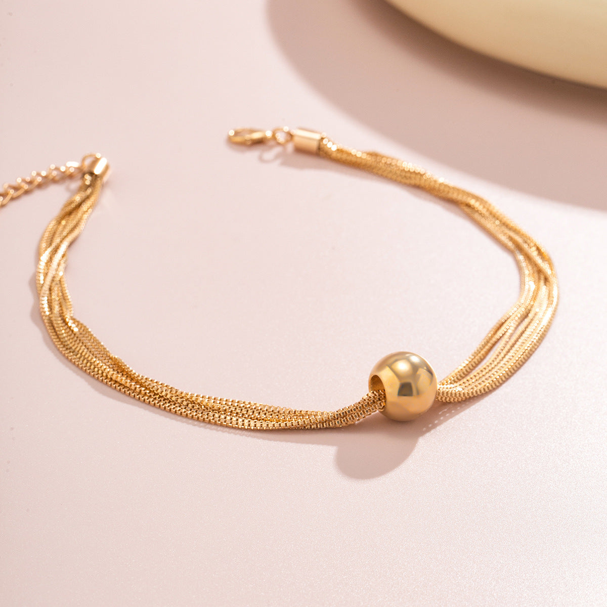 Bold Cuenta Pendant Choker En Capas Collar