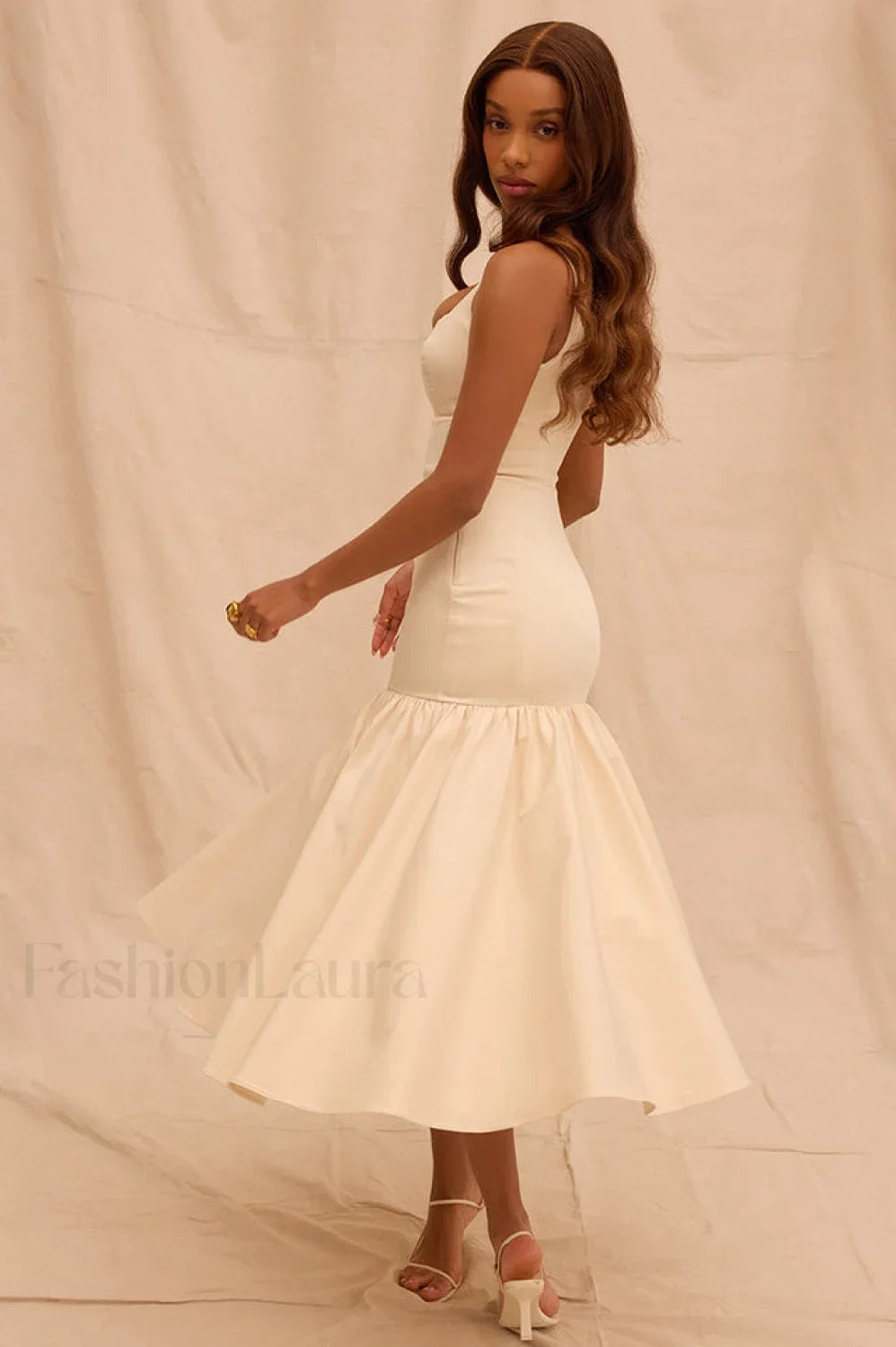 Vestido Midi Amore con Cintura Caída