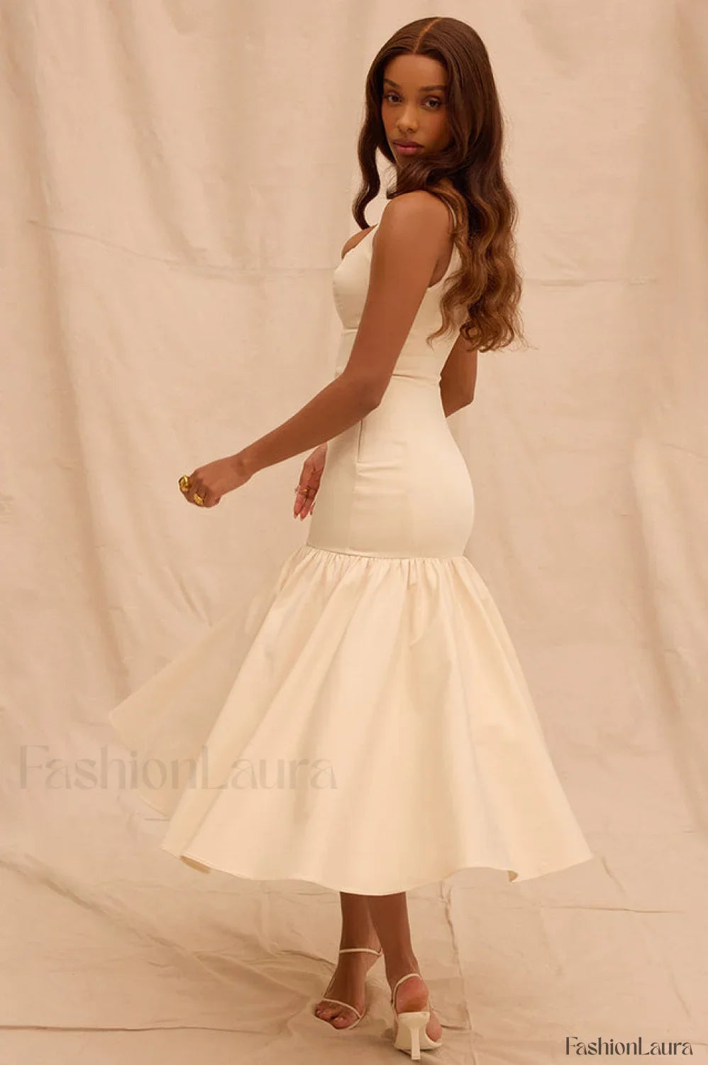 Vestido Midi Amore con Cintura Caída