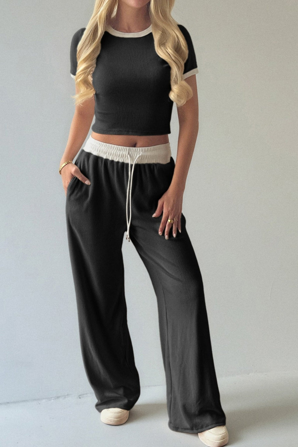 Conjunto de Top de Tirantes Colorblock con Pantalón de Pierna Ancha