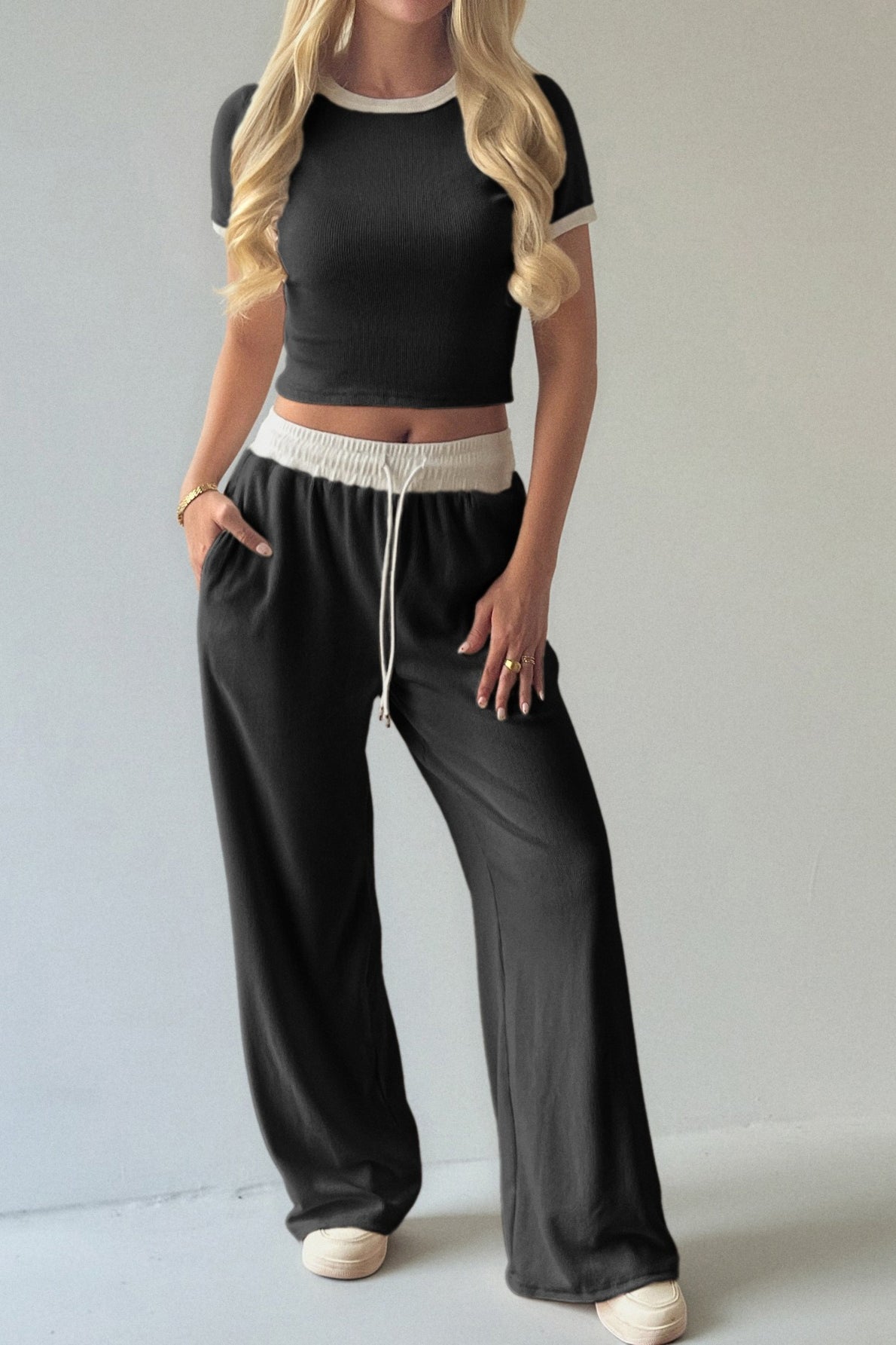 Conjunto de Top de Tirantes Colorblock con Pantalón de Pierna Ancha