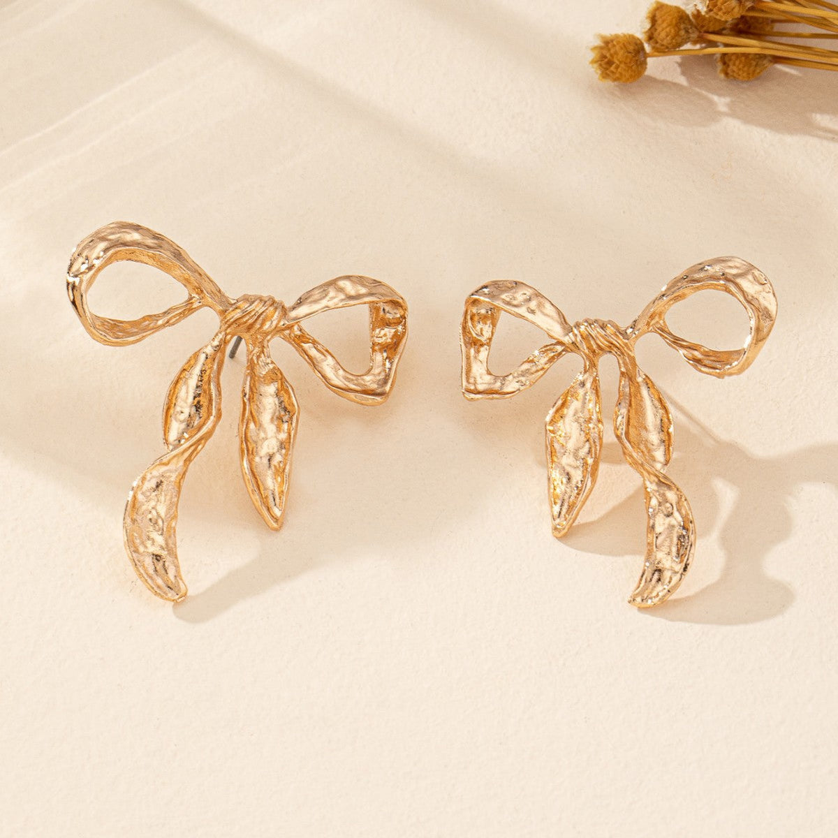 Liquid Irregular Fruncido Lazo Aretes