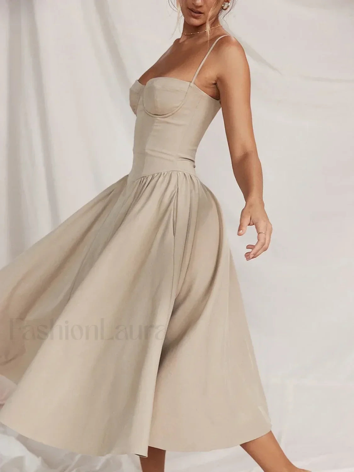 Vestido Midi Espalda Descubierta, Cintura Caída