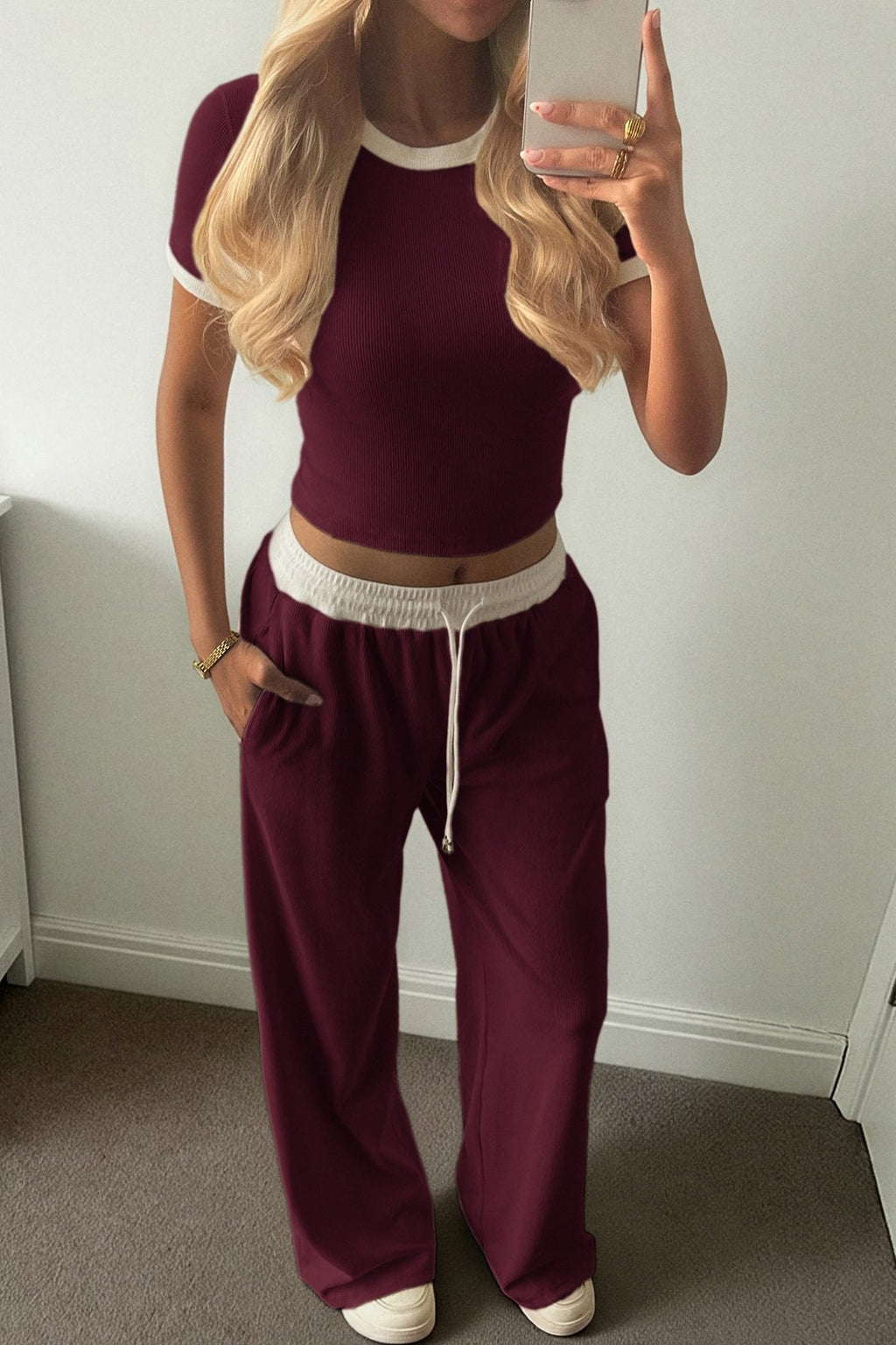 Conjunto de Top de Tirantes Colorblock con Pantalón de Pierna Ancha