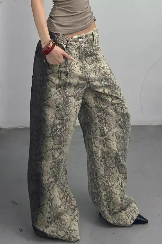 Snake Pattern 3D Print Relaxed Mid Rise Jeans
