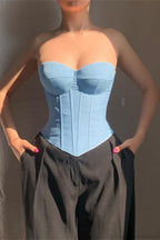 Corsé bustier entallado con copas efecto vaquero