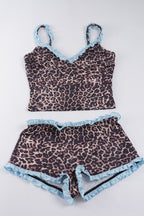Conjunto de camiseta sin mangas y pantalones cortos con ribete de encaje y estampado de leopardo