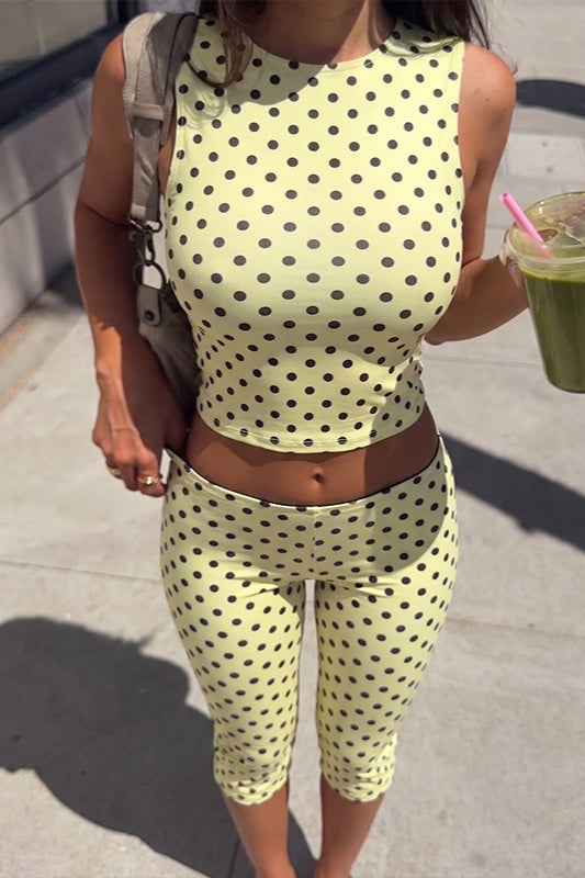 Polka Dot Sleeveless Fitted Capri Pants Set