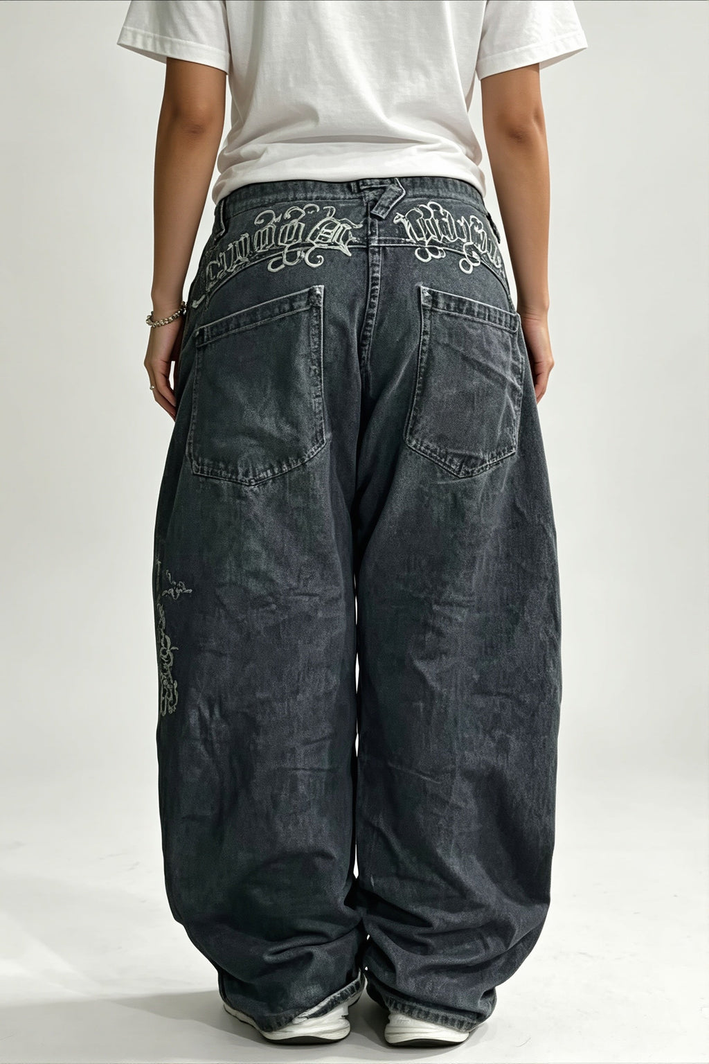 Vintage Wash Ornate Graphic Straight Jeans