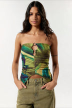 Top tubo tie dye sin tirantes, asimétrico