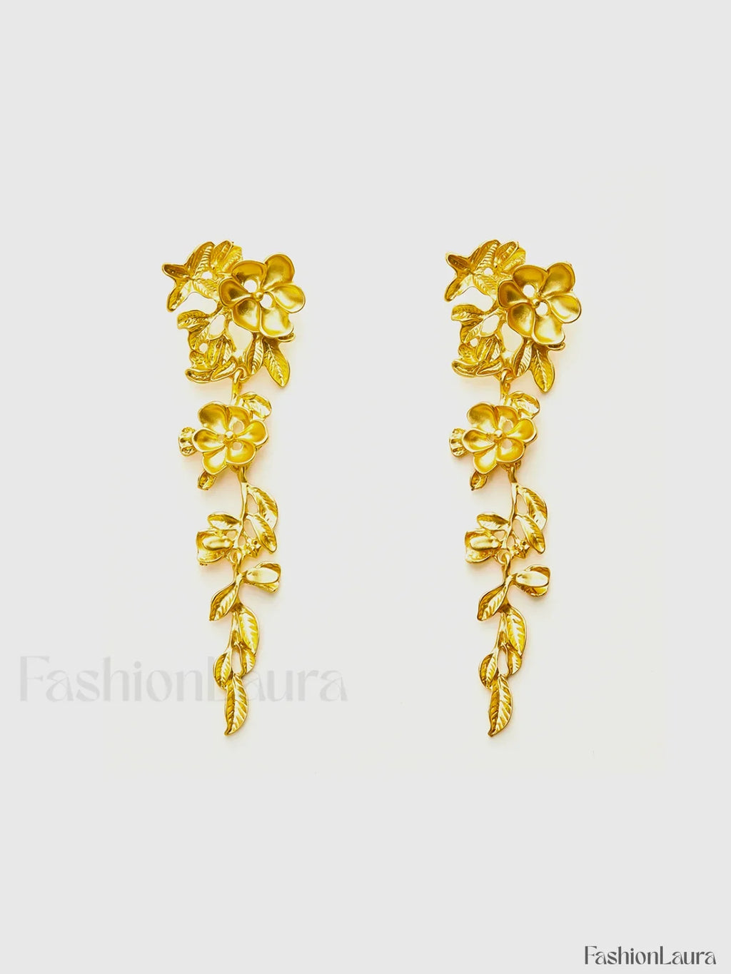 Floral Fringed Aretes