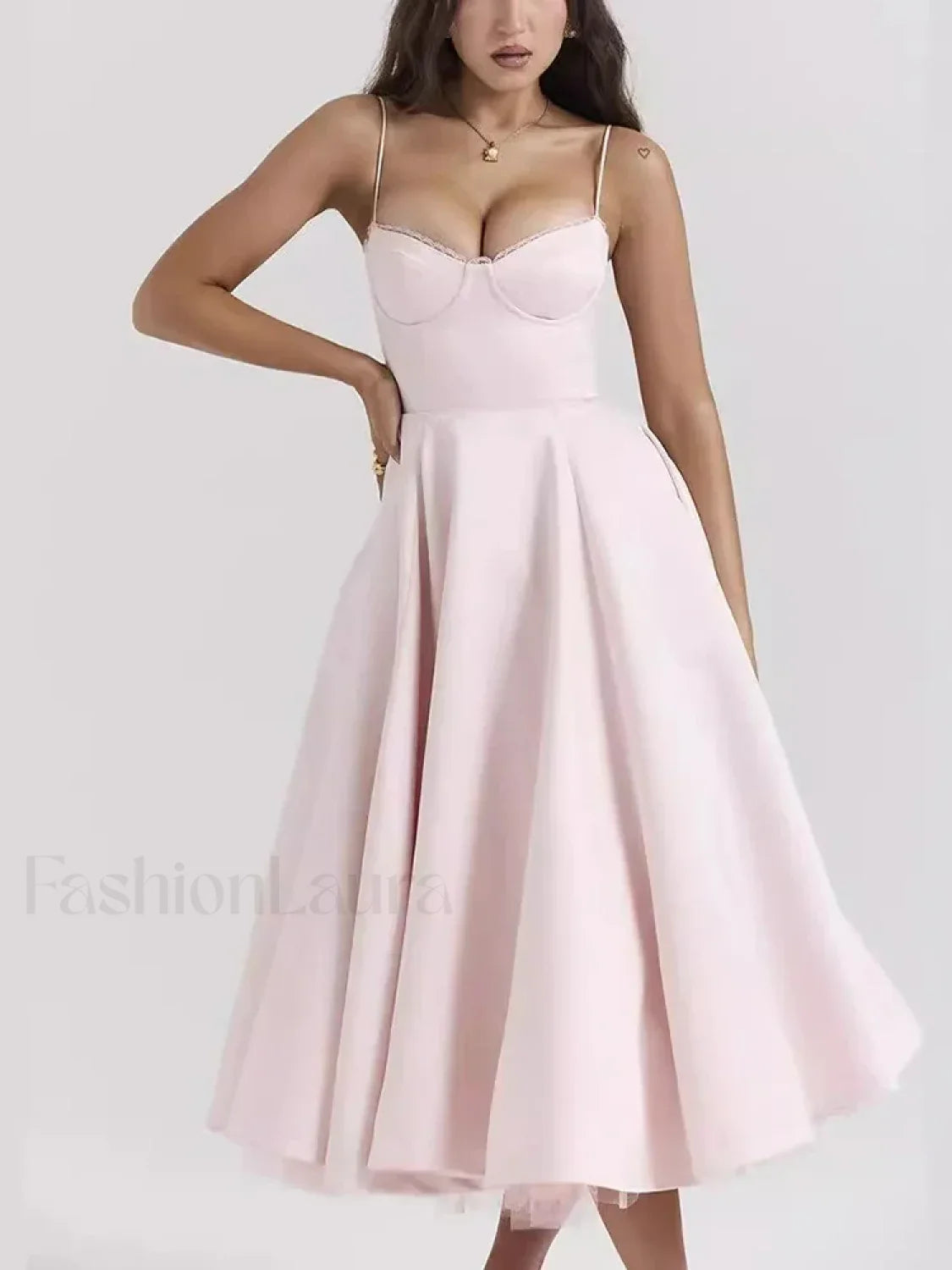 Vestido Midi Drapeado de Encaje, Hombros Descubiertos