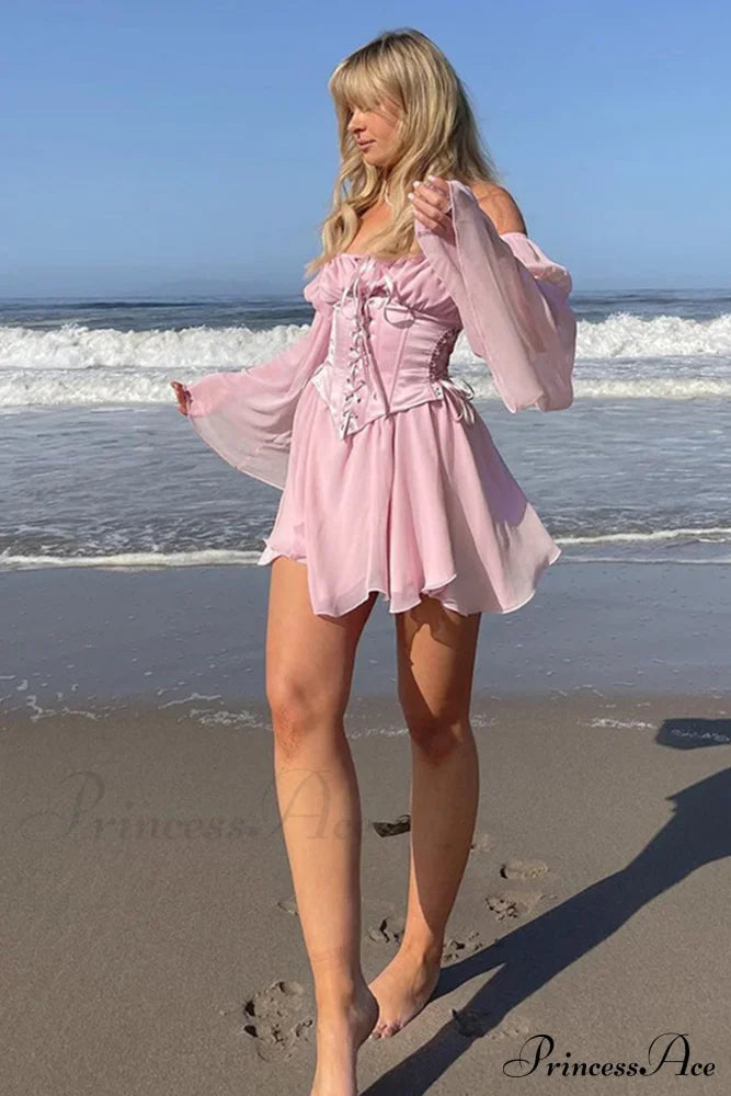 Vestido fruncido corsé de hombros descubiertos con cordones