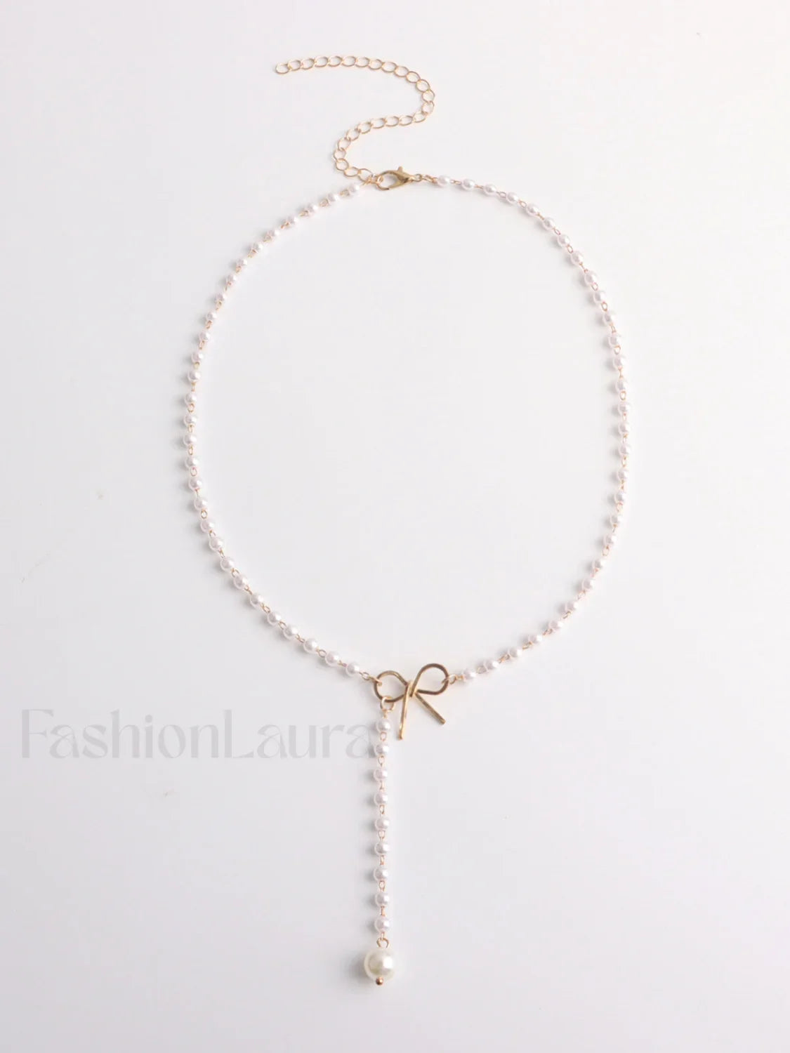 Perla Lazo Knot Collar con Colgante