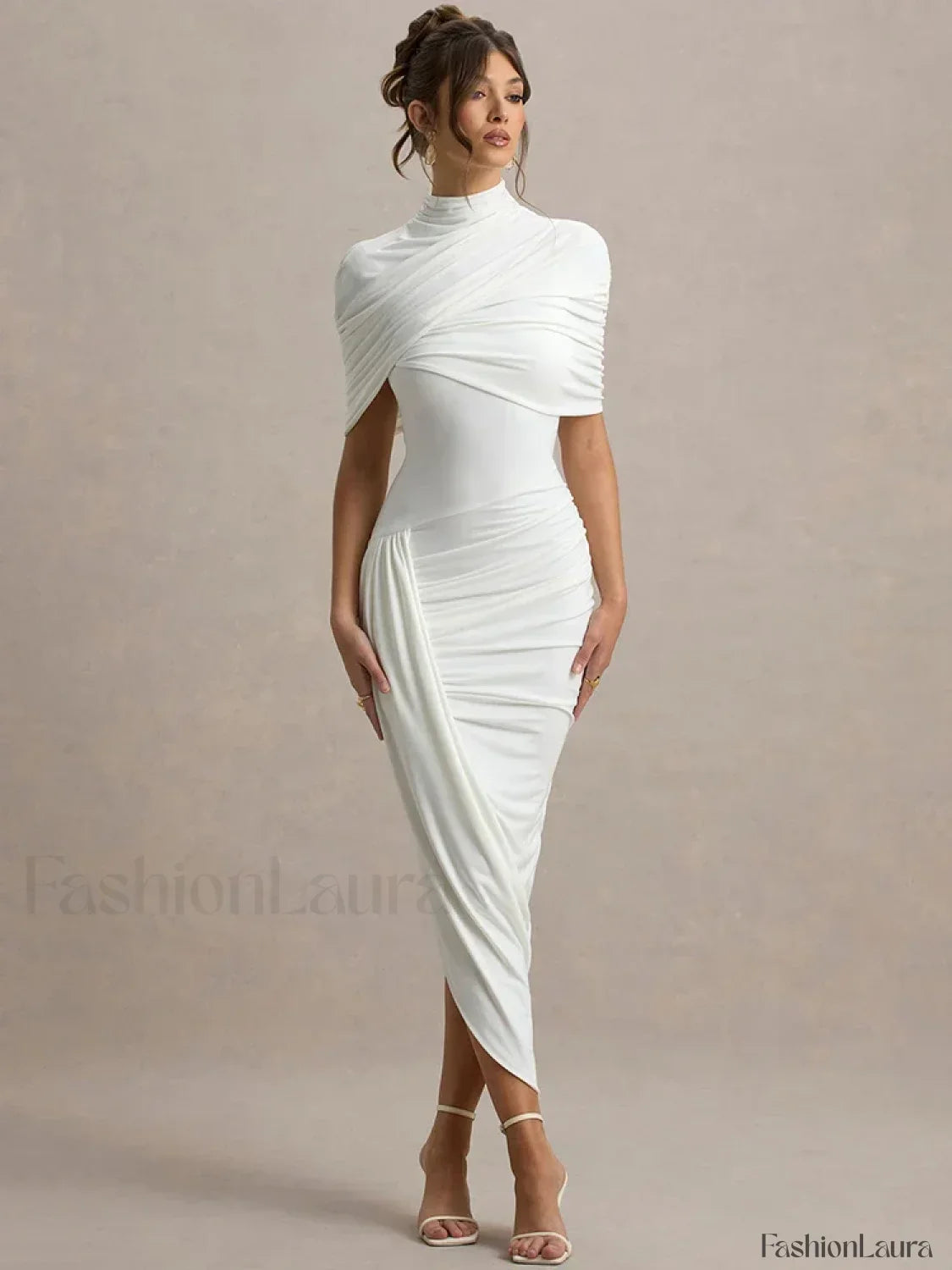 Vestido Midi Fruncido con Cuello Alto