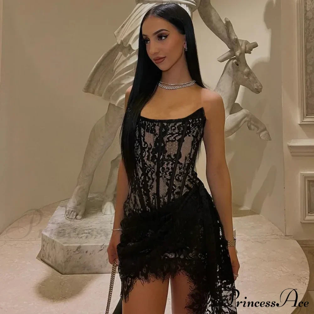 Vestido corto corsé sin tirantes con ribete de encaje de fiesta