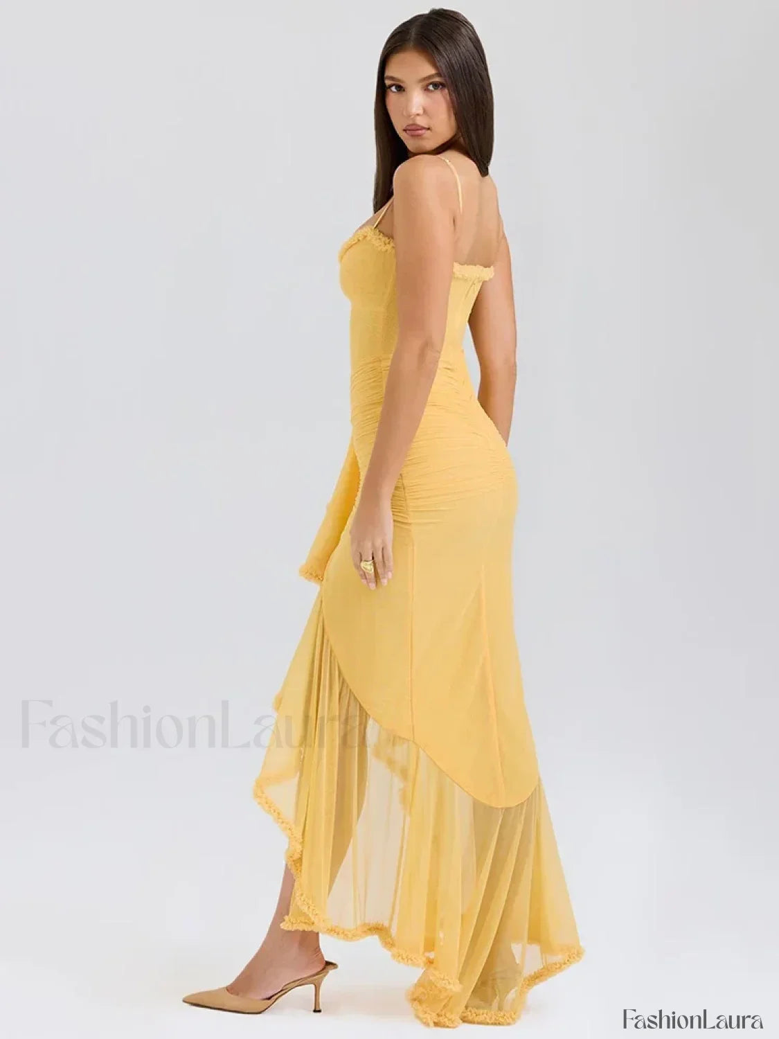 Vestido Midi Amarillo de Tiras Finas con Volantes